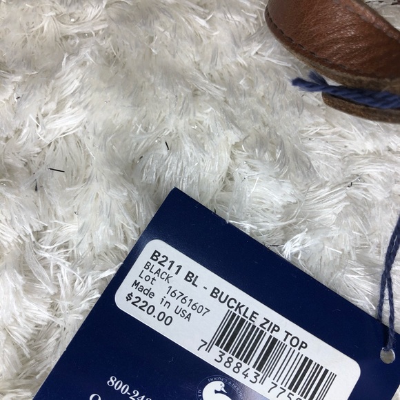 DOONEY & BOURKE BUCKLE ZIP TOP - Picture 15 of 16